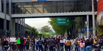 Comerciantes del Barrio Chino bloquean Calzada de Tlalpan: Estas son las alternativas viales