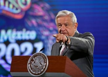 Si quieren más de lo mismo, que con su pan se lo coman: AMLO a ministros