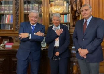 AMLO ajusta gabinete: Olga Sánchez Cordero va al Senado y Adán López a Segob
