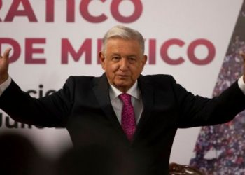 AMLO manda mensaje a la oposición: ‘No puede con la 4T’