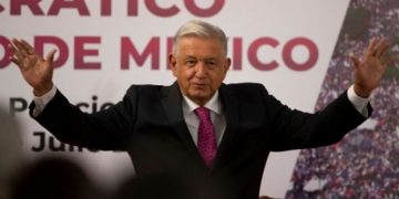 AMLO manda mensaje a la oposición: ‘No puede con la 4T’