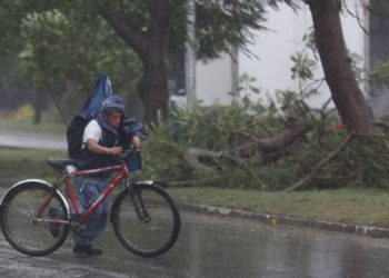 Nora se intensificará a HURACÁN; todos ESTADOS que se verán afectados | Trayectoria EN VIVO