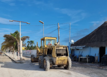 NIVARDO MENA VILLANUEVA CONTINÚA TRABAJANDO POR HOLBOX Y TODO LÁZARO CÁRDENAS HASTA EL ÚLTIMO DÍA DE SU GESTIÓN.