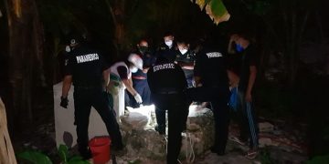 Abuelito intenta suicidarse en el Metro y policías lo impiden; así fue la historia