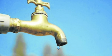 Alertan por agua contaminada por combustible en Hidalgo