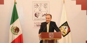 Alfonso Durazo rinde protesta como gobernador de Sonora