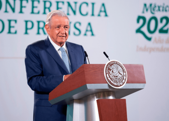 AMLO insiste en programas de 4T a Biden