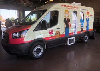 Camioneta con pruebas COVID es robada y policías la recuperan en la CDMX