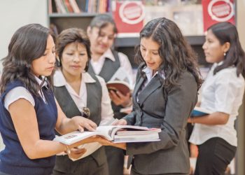 Docentes en escuela de Veracruz dan positivo a Covid-19; suspenden clases