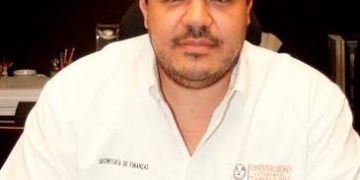 Guillermo Mendoza Cavazos se reelige como rector de la Universidad Autónoma de Tamaulipas