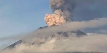 Popocatépetl registra explosión y mantiene su constante actividad