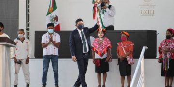 Tras rendir protesta como gobernador de SLP, llama a reconciliación pacífica