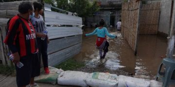 Vuelven a evacuar a personas de Tula ante riesgo de nueva inundación