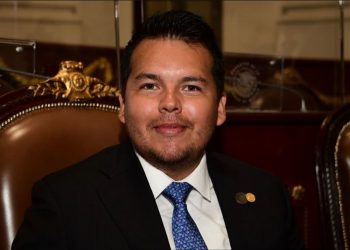 Diputado migrante pide que cédula consular sea válida en la CDMX