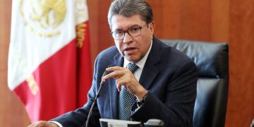 Espera Ricardo Monreal minuta de Reforma Eléctrica al arranque de diciembre