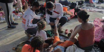 La caravana merma salud de los migrantes; niños son los más afectados