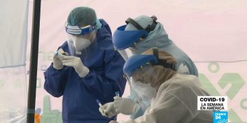 Personal médico es pieza básica, descata Zoé Robledo