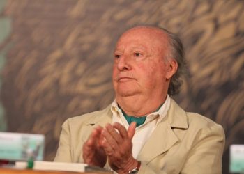 Secretario de Medio Ambiente de Nuevo León presenta denuncia por micrófonos en torre administrativa