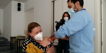 Vacunan a 118 menores de edad amparados en Tamaulipas