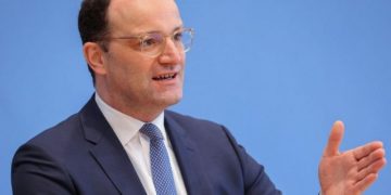 Ante cuarta ola de COVID-19, en Edomex refuerzan presupuesto de salud para 2022