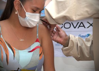Covid-19: Continúa vacunación de rezagados; estas son las fechas y sedes