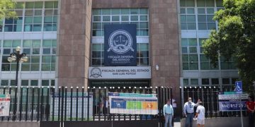 FGE de San Luis Potosí reporta acribillamiento de mujer y expolicía