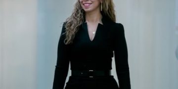 Marybel Villegas se registra por Morena a la precandidatura de Quintana Roo