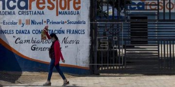 Salud: emiten alerta sanitaria a consumidores por el uso de vapeadores