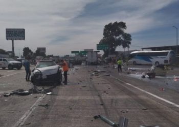Trailer chocó en carretera México-Puebla a alta velocidad y sin frenos: autoridades