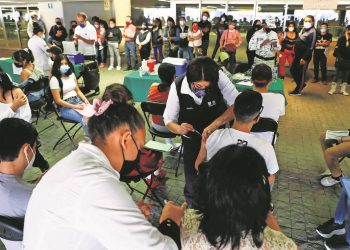 Ante llegada de Ómicron a México, urge vacunar a niños: José Narro Robles