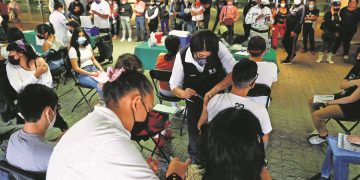 Ante llegada de Ómicron a México, urge vacunar a niños: José Narro Robles