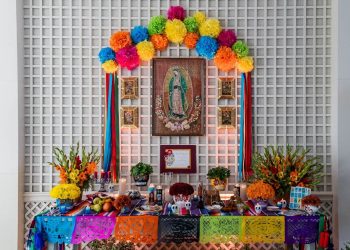 Colocan altar en Chiapas para recordar a los 56 migrantes muertos el 9 de diciembre
