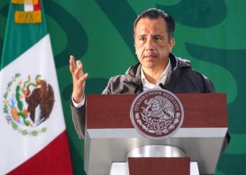 Cuitláhuac García asegura que investigación contra Javier Duarte “fue hecha con las patas”
