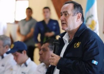 Guatemala asegura a migrantes asiáticos en límites de Chiapas