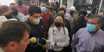 Se manifiestan productores de Sinaloa en la Secretaría de Agricultura