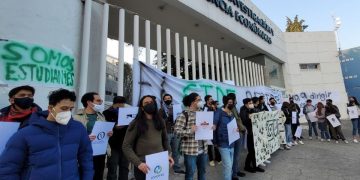 Estudiantes del CIDE entregan las instalaciones tras casi dos meses de protesta