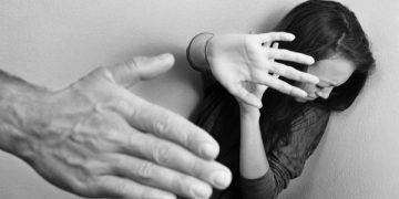 Mujeres víctimas de violencia: En lista de programas sociales