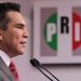 Alejandro Moreno advierte la expulsión del PRI de Carlos Miguel Aysa y Claudia Pavlovich