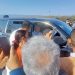 AMLO escucha peticiones de manifestantes tras su visita a Colima