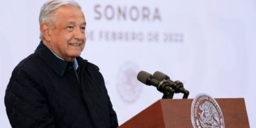 AMLO promueve programas sociales de la 4T pese a veda por Consulta de Revocación
