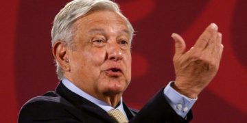 AMLO interpone juicio por Revocación de Mandato