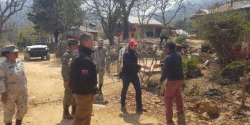 Evacúan a 57 familias por incendio en Sierra de Santiago