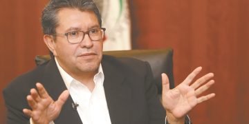 Morena advierte que en discusión de reforma eléctrica no hay cabida para amenazas