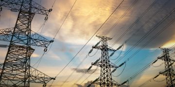 Reforma eléctrica no se aprobará en el pleno en Semana Santa, asegura oposición