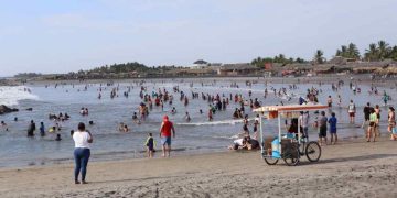 Blindan Acapulco ante bloqueos y violencia para Semana Santa