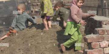 Menores llamados “Niños caracol” prefieren aislarse en casa tras la pandemia