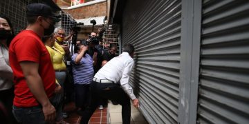 Tras incendio, reabren mercado San Juan de Dios
