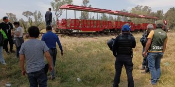 Volcadura de trenecito deja 11 heridos en Bosque de Aragón