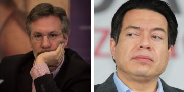 John Ackerman acusa a Mario Delgado de mantener dividido al partido