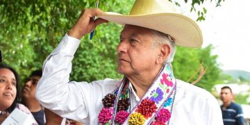 AMLO promete abrir expedientes del 27 Batallón en investigaciones por “guerra sucia”